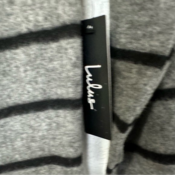 Lulus Womens Nella Rust Striped Off the Shoulder Sweater Dress Sz XL Gray Black - Picture 9 of 9